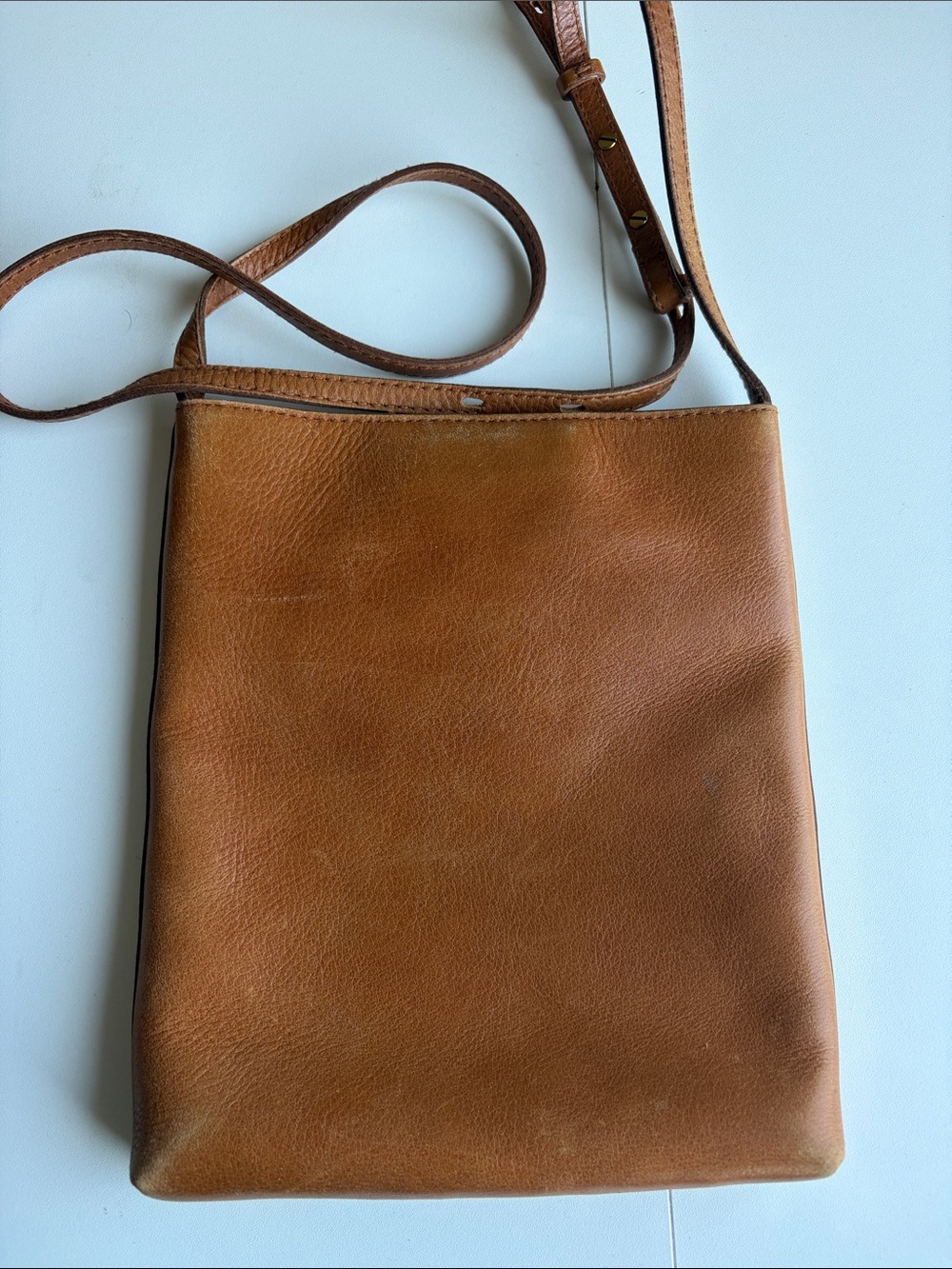 Madewell The Slim Brooklyn Crossbody Bag in Leather - Picture 2 of 8